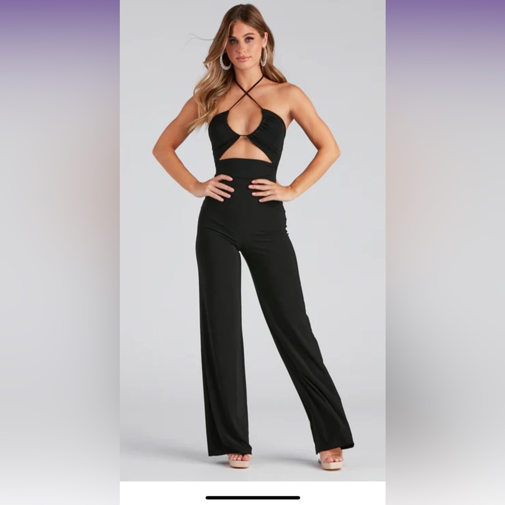 SUPER SEXY WINDSOR JUMPSUIT! Smokin’ HOT 🥵! NWT! Size small!